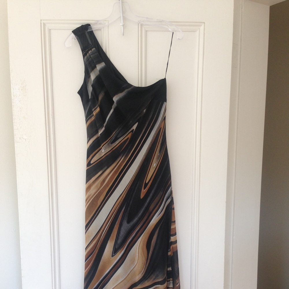ZARA One-Shoulder Geometric Asymmetric Cocktail 👗